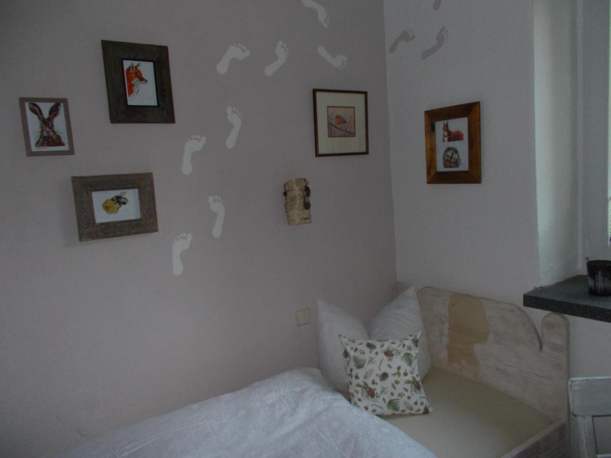 Ferienwohnung "Hinter Den Sieben Bergen" Шварценберг Екстер'єр фото